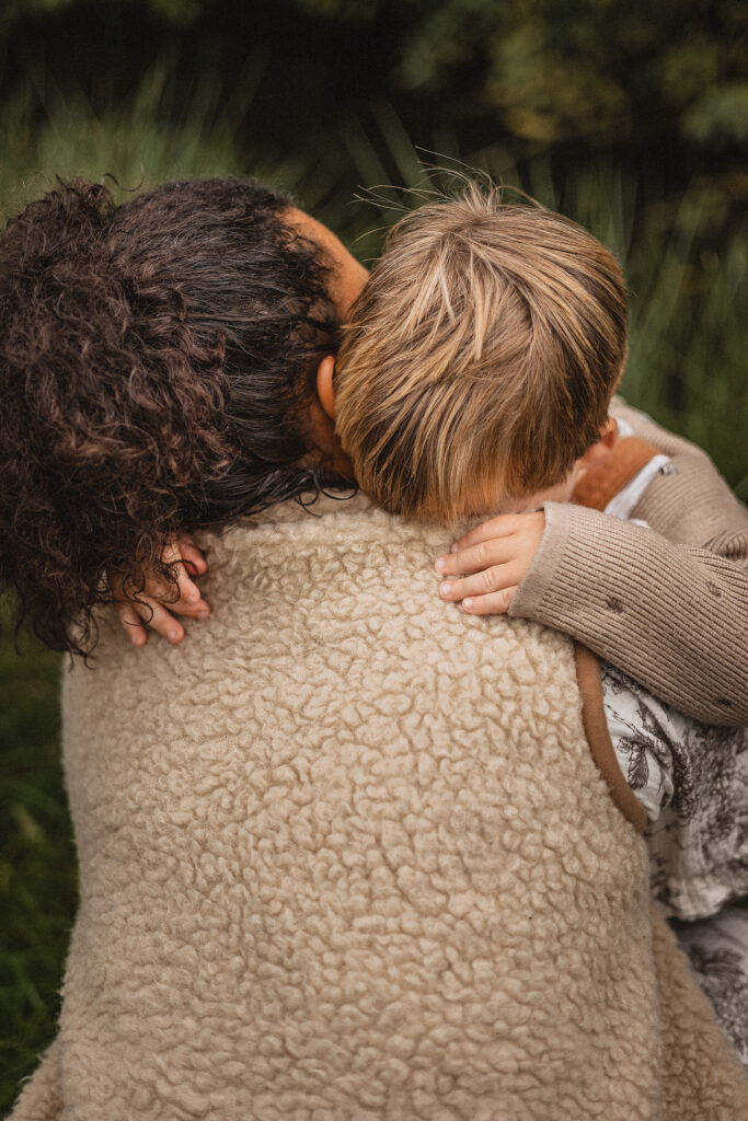 Intieme fotoshoot gezin de Ronde venen